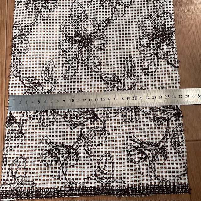 画像3: 350円!【日本製】花柄レース生地 27cm×45cm (3)