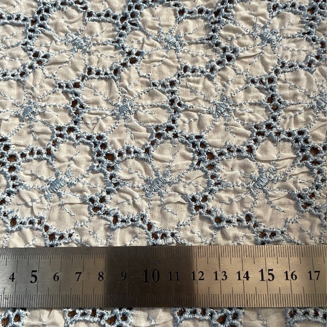 画像5: 350円!【日本製】刺繍レース生地 25cm×38cm シャーリング花柄 (5)